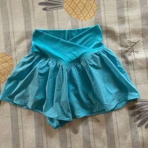 OFFLINE by Aerie Crossover Flowy Shorts